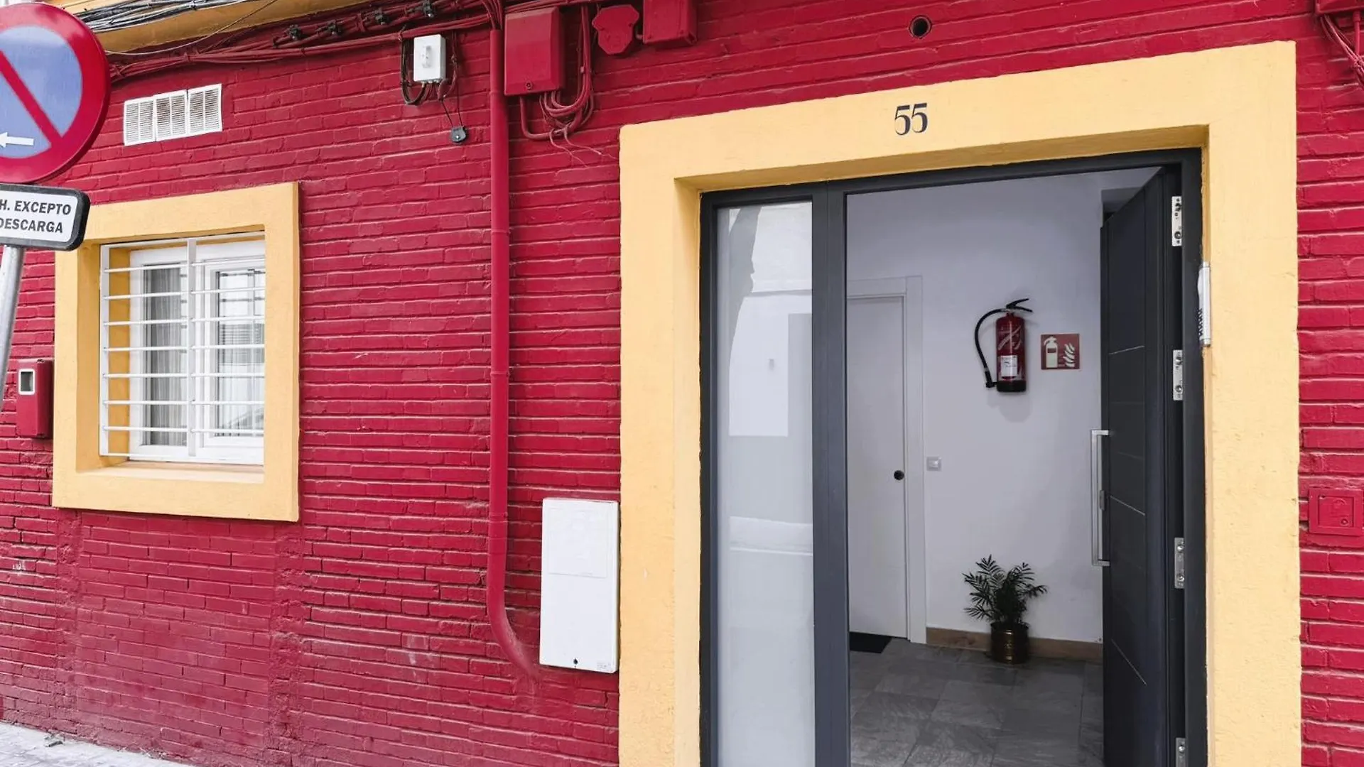 Cosy Apartment Close To City Center Seville
