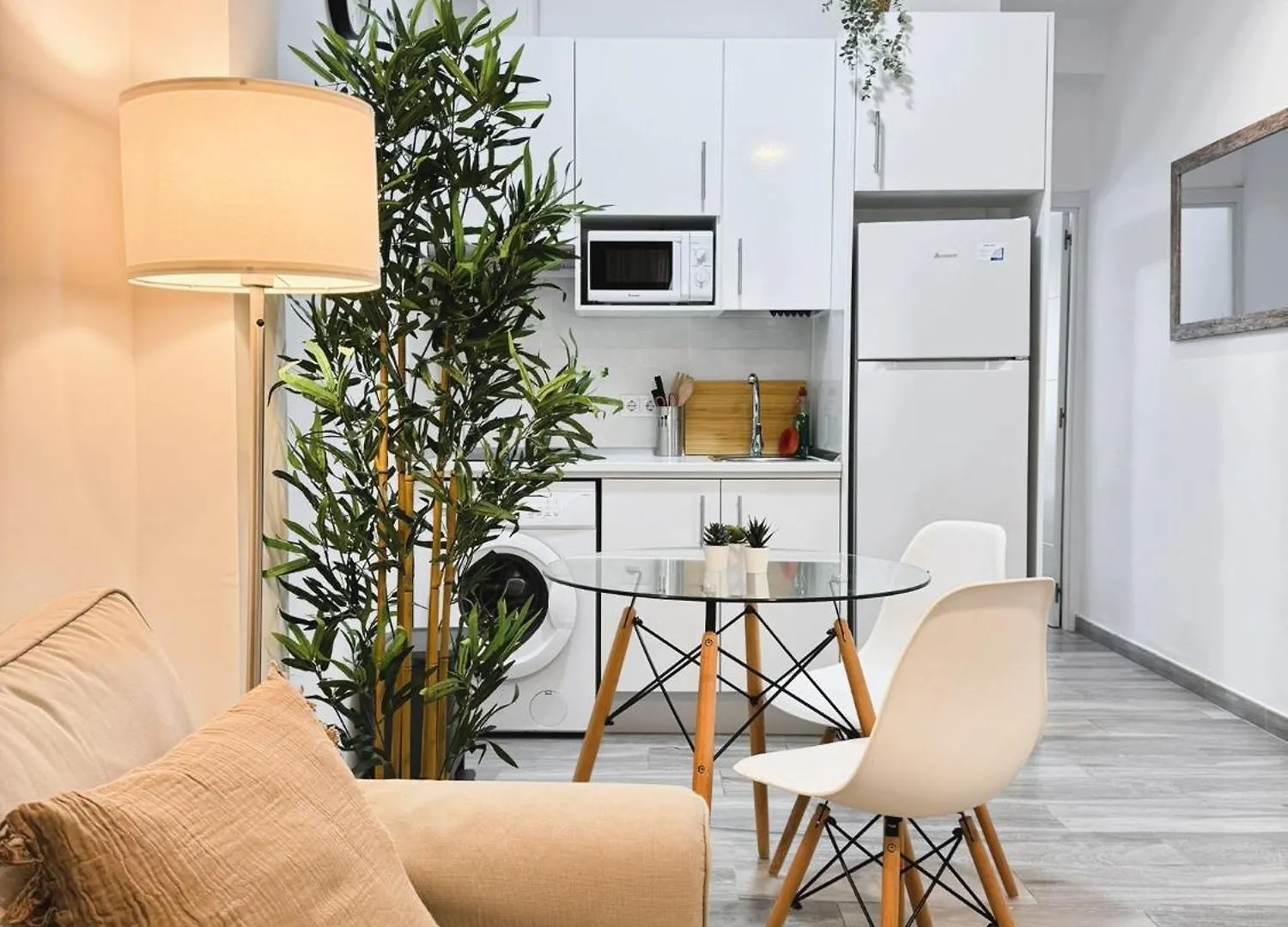Cosy Apartment Close To City Center Seville