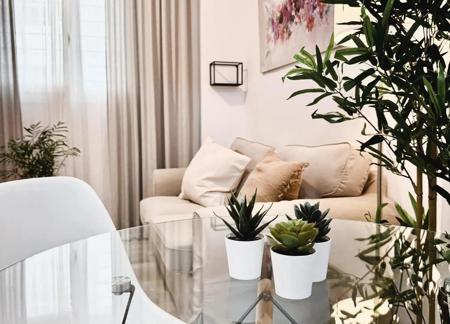 Cosy Apartment Close To City Center Seville