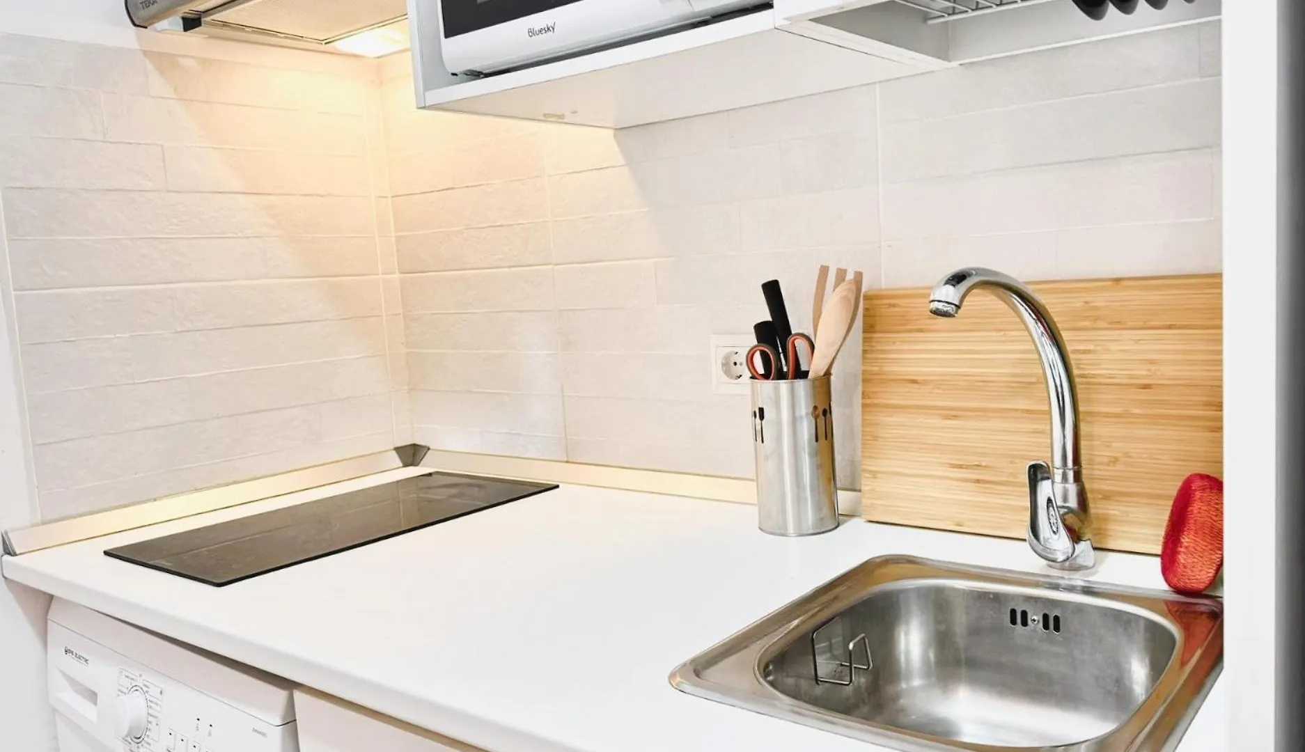 Cosy Apartment Close To City Center Seville 0*,